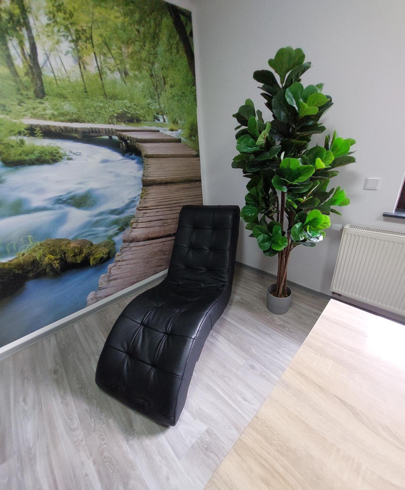 Ganze Ferienwohnung 5 Km Von Erfurt, Mit Kaffeevollautomat, Tv, Wlan, Boxspringbett, Schlafsofa Und Einkaufsmoeglichkeiten, Sehr Gute Anbindung Zur A71 Und A4, Kostenloser Oeff Parkplatz Fuer Pkw Und Transporter Elxleben Dış mekan fotoğraf